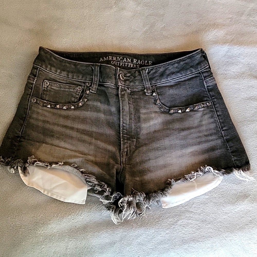 American Eagle studded shorts